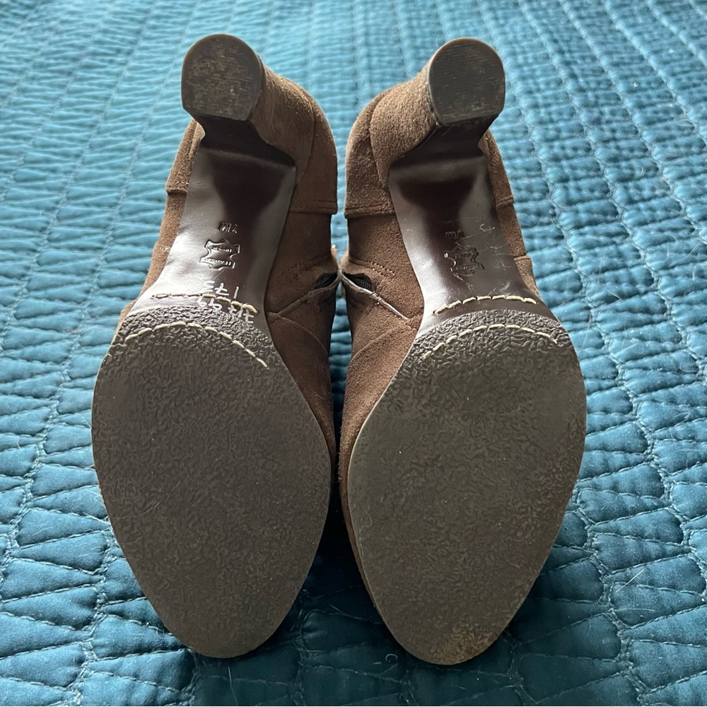 Tory Burch Milan Ankle Boot - Picture 5 of 5